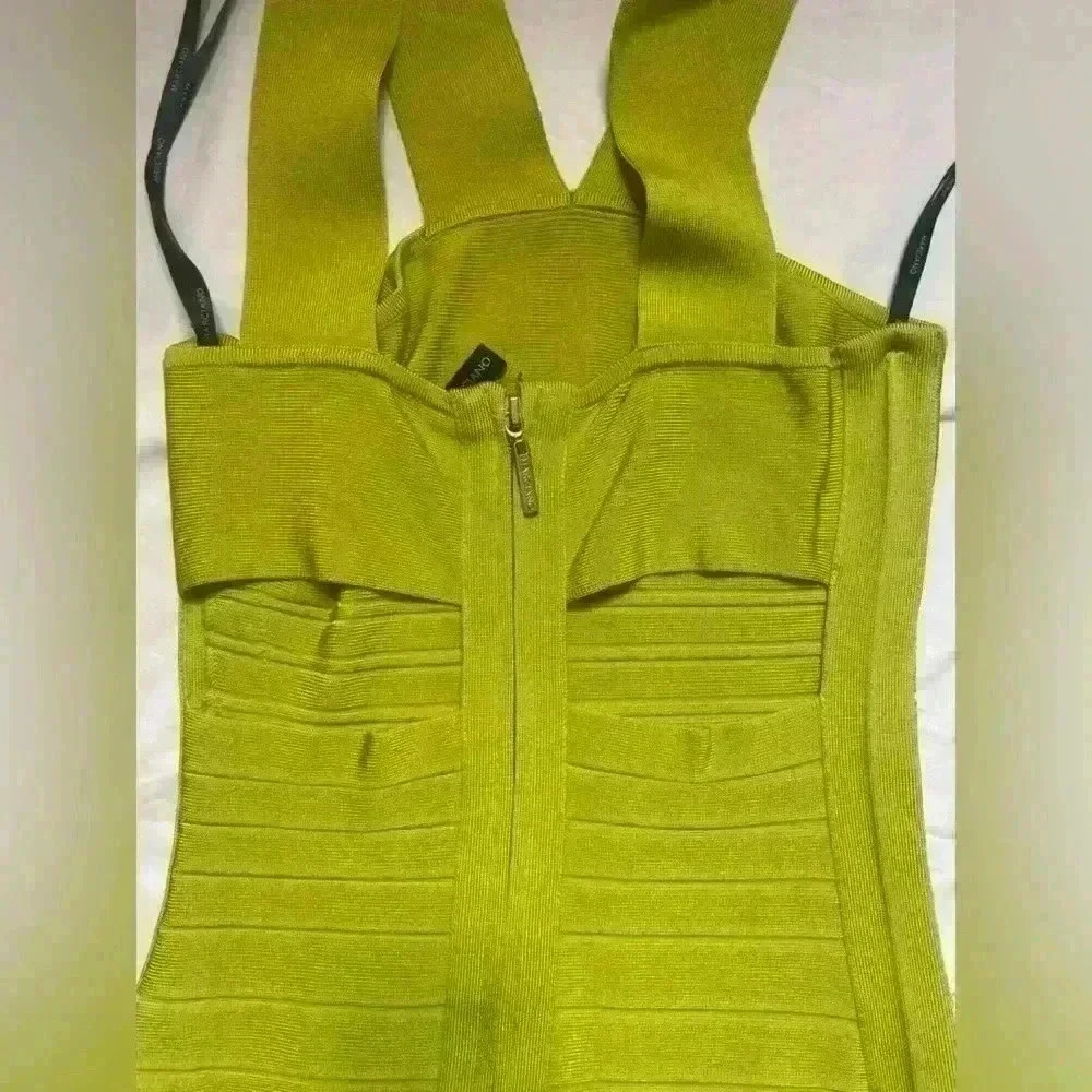 Guess by Marciano Women’s Size Small Dress - Picture 4 of 6